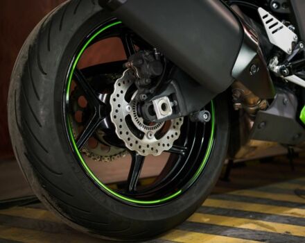 Кавасаки Другая, объемом двигателя 0.64 л и пробегом 0 тыс. км за 11500 $, фото 16 на Automoto.ua