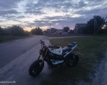 Кавасаки Другая, объемом двигателя 0.64 л и пробегом 0 тыс. км за 2042 $, фото 1 на Automoto.ua