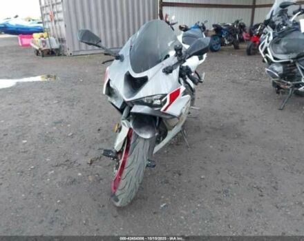 Кавасаки Другая, объемом двигателя 0.64 л и пробегом 0 тыс. км за 4500 $, фото 4 на Automoto.ua