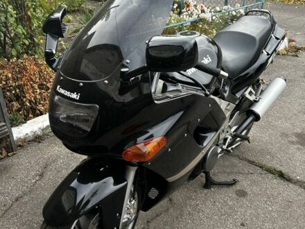 Кавасаки Другая, объемом двигателя 0.6 л и пробегом 0 тыс. км за 2000 $, фото 1 на Automoto.ua