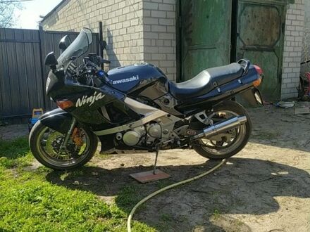 Кавасаки Другая 2003 в Павлограде на Automoto.ua Кавасаки Другая, объемом двигателя 0.4 л и пробегом 0 тыс. км за 2500 $, фото 1 на Automoto.ua