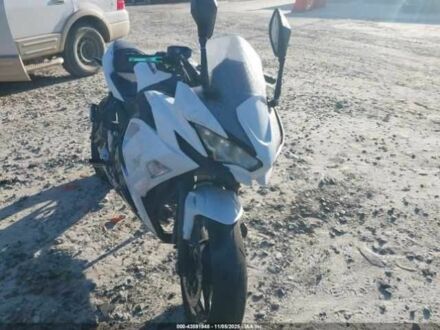 Кавасаки Другая, объемом двигателя 0.65 л и пробегом 0 тыс. км за 2000 $, фото 1 на Automoto.ua