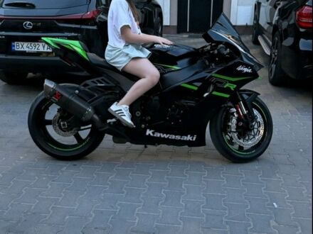 Кавасаки Другая, объемом двигателя 1 л и пробегом 0 тыс. км за 8500 $, фото 1 на Automoto.ua