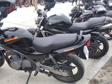 Черный Кавасаки ER-5, объемом двигателя 0.5 л и пробегом 26 тыс. км за 2600 $, фото 1 на Automoto.ua