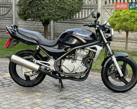 Черный Кавасаки ER-5, объемом двигателя 0.5 л и пробегом 28 тыс. км за 3100 $, фото 1 на Automoto.ua