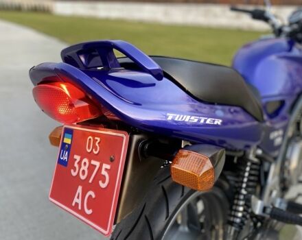 Кавасаки ER-5, объемом двигателя 0.5 л и пробегом 0 тыс. км за 2299 $, фото 17 на Automoto.ua