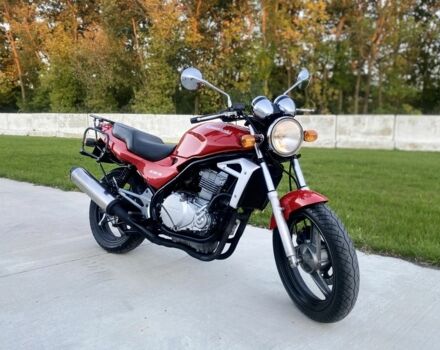 Кавасаки ER-5, объемом двигателя 0.5 л и пробегом 0 тыс. км за 2199 $, фото 2 на Automoto.ua