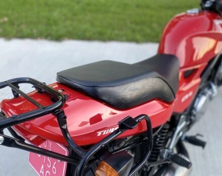 Кавасаки ER-5, объемом двигателя 0.5 л и пробегом 0 тыс. км за 2199 $, фото 18 на Automoto.ua