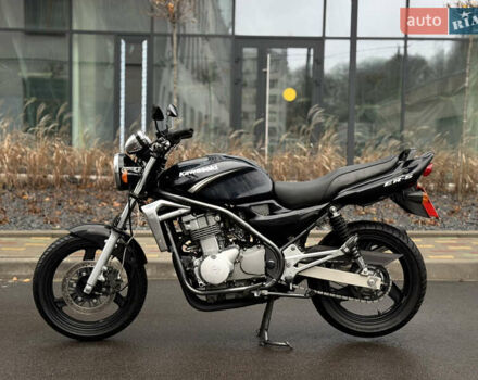 Кавасаки ER-5, объемом двигателя 0.5 л и пробегом 24 тыс. км за 2550 $, фото 5 на Automoto.ua