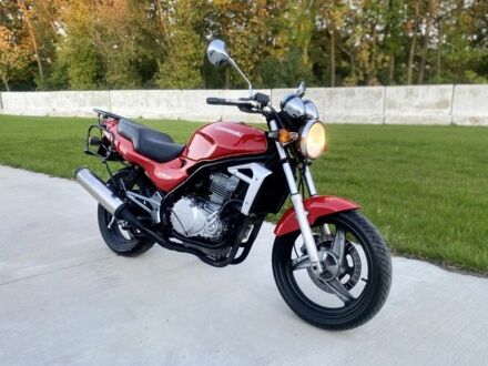 Кавасаки ER-5, объемом двигателя 0.5 л и пробегом 0 тыс. км за 2199 $, фото 1 на Automoto.ua