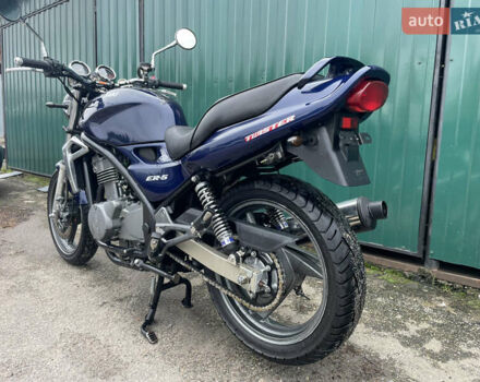 Синий Кавасаки ER-5, объемом двигателя 0.5 л и пробегом 36 тыс. км за 3100 $, фото 38 на Automoto.ua