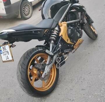 Чорний Кавасакі ER-6N, об'ємом двигуна 0 л та пробігом 250 тис. км за 6000 $, фото 2 на Automoto.ua