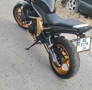 Чорний Кавасакі ER-6N, об'ємом двигуна 0 л та пробігом 250 тис. км за 6000 $, фото 1 на Automoto.ua