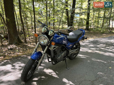 Кавасакі ER 500A 2000 у Вінниці на Automoto.ua Синій Кавасакі ER 500A, об'ємом двигуна 0.5 л та пробігом 10 тис. км за 3199 $, фото 1 на Automoto.ua