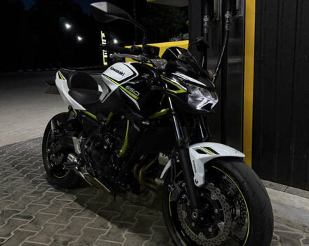 Білий Кавасакі ER 650, об'ємом двигуна 0.65 л та пробігом 12 тис. км за 7800 $, фото 13 на Automoto.ua