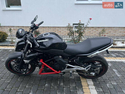 Черный Кавасаки ER 650, объемом двигателя 0.65 л и пробегом 20 тыс. км за 5000 $, фото 1 на Automoto.ua