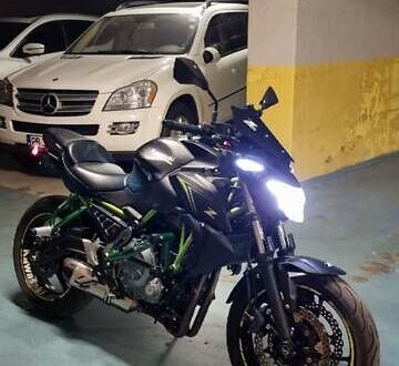 Кавасаки ER 650 2017 в Измаиле на Automoto.ua Черный Кавасаки ER 650, объемом двигателя 0.65 л и пробегом 10 тыс. км за 6200 $, фото 1 на Automoto.ua