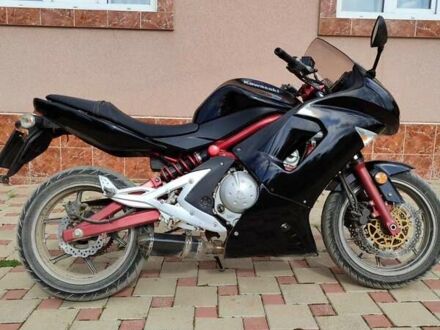 Кавасаки ER 650 2006 в Сокинянах на Automoto.ua Кавасаки ER 650, объемом двигателя 0 л и пробегом 17 тыс. км за 2700 $, фото 1 на Automoto.ua