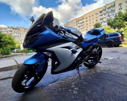 Белый Кавасаки EX 300, объемом двигателя 0.3 л и пробегом 41 тыс. км за 4600 $, фото 1 на Automoto.ua