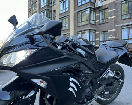 Черный Кавасаки EX 300, объемом двигателя 0.3 л и пробегом 18 тыс. км за 5300 $, фото 1 на Automoto.ua