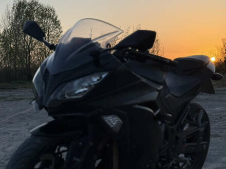 Кавасакі EX 300 2016 у Кропивницькому (Кіровограді) на Automoto.ua Чорний Кавасакі EX 300, об'ємом двигуна 0.3 л та пробігом 18 тис. км за 4400 $, фото 1 на Automoto.ua