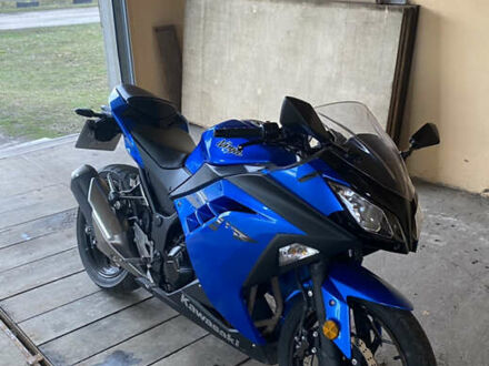Синій Кавасакі EX 300, об'ємом двигуна 0.3 л та пробігом 10 тис. км за 5000 $, фото 1 на Automoto.ua