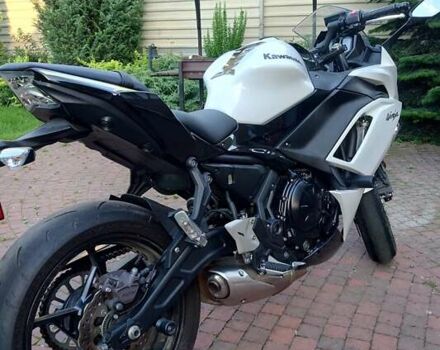 Белый Кавасаки EX 650, объемом двигателя 0.65 л и пробегом 6 тыс. км за 7100 $, фото 4 на Automoto.ua