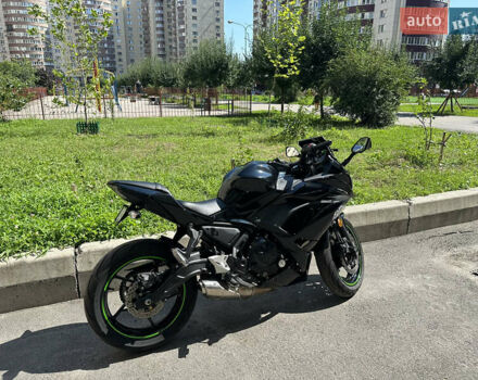 Черный Кавасаки EX 650, объемом двигателя 0.65 л и пробегом 15 тыс. км за 6400 $, фото 8 на Automoto.ua