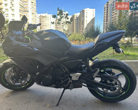Черный Кавасаки EX 650, объемом двигателя 0.65 л и пробегом 15 тыс. км за 6400 $, фото 9 на Automoto.ua