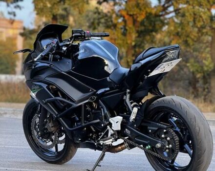 Черный Кавасаки EX 650, объемом двигателя 0.65 л и пробегом 22 тыс. км за 7500 $, фото 5 на Automoto.ua