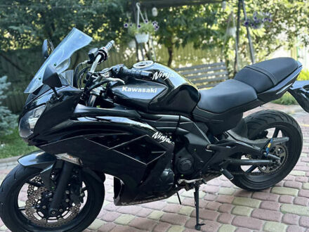 Черный Кавасаки EX 650, объемом двигателя 0.65 л и пробегом 20 тыс. км за 4500 $, фото 1 на Automoto.ua