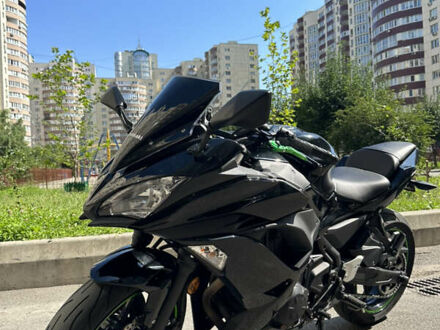 Кавасаки EX 650 2018 в Киеве на Automoto.ua Черный Кавасаки EX 650, объемом двигателя 0.65 л и пробегом 15 тыс. км за 6400 $, фото 1 на Automoto.ua