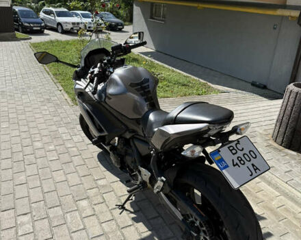 Серый Кавасаки EX 650, объемом двигателя 0.65 л и пробегом 12 тыс. км за 7600 $, фото 2 на Automoto.ua