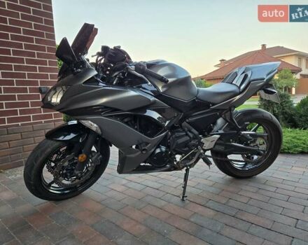 Серый Кавасаки EX 650, объемом двигателя 0.65 л и пробегом 6 тыс. км за 5700 $, фото 2 на Automoto.ua