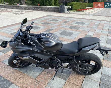 Серый Кавасаки EX 650, объемом двигателя 0.65 л и пробегом 14 тыс. км за 7300 $, фото 2 на Automoto.ua