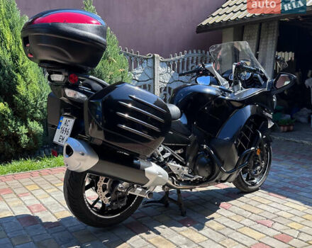 Чорний Кавасакі GTR 1400, об'ємом двигуна 1.4 л та пробігом 25 тис. км за 10790 $, фото 5 на Automoto.ua