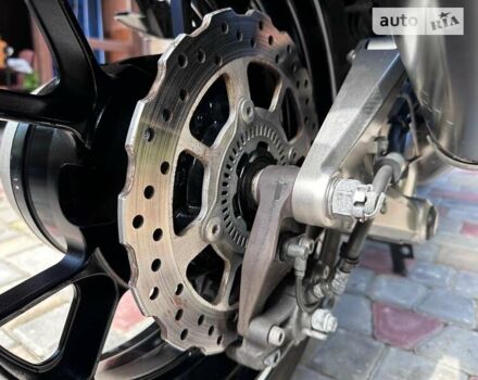Чорний Кавасакі GTR 1400, об'ємом двигуна 1.4 л та пробігом 25 тис. км за 10790 $, фото 10 на Automoto.ua