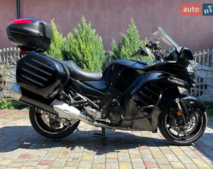 Чорний Кавасакі GTR 1400, об'ємом двигуна 1.4 л та пробігом 25 тис. км за 10790 $, фото 6 на Automoto.ua