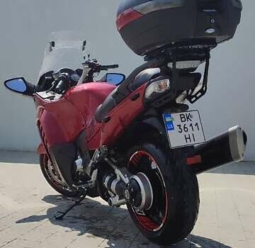 Червоний Кавасакі GTR 1400, об'ємом двигуна 1.4 л та пробігом 46 тис. км за 10000 $, фото 7 на Automoto.ua