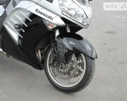 Серый Кавасаки GTR 1400, объемом двигателя 1.4 л и пробегом 69 тыс. км за 8999 $, фото 6 на Automoto.ua