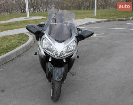 Серый Кавасаки GTR 1400, объемом двигателя 1.4 л и пробегом 69 тыс. км за 8999 $, фото 12 на Automoto.ua