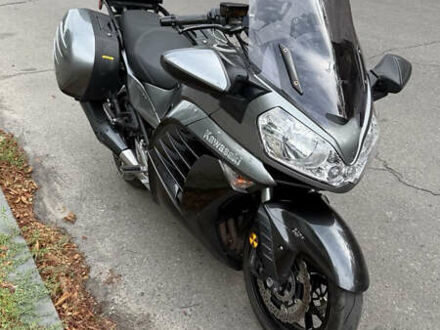 Кавасакі GTR 1400 2008 у Полтаві на Automoto.ua Сірий Кавасакі GTR 1400, об'ємом двигуна 1.4 л та пробігом 58 тис. км за 6700 $, фото 1 на Automoto.ua