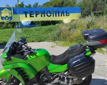 Зеленый Кавасаки GTR 1400, объемом двигателя 1.35 л и пробегом 99 тыс. км за 7000 $, фото 3 на Automoto.ua