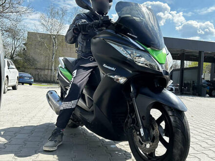 Серый Кавасаки J 300, объемом двигателя 0.3 л и пробегом 27 тыс. км за 4000 $, фото 1 на Automoto.ua