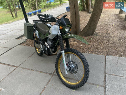 Кавасаки KL 250 2001 в Ольшанка на Automoto.ua Зеленый Кавасаки KL 250, объемом двигателя 0.25 л и пробегом 1 тыс. км за 2200 $, фото 1 на Automoto.ua