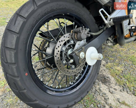 Черный Кавасаки KLE 500, объемом двигателя 0.5 л и пробегом 22 тыс. км за 4350 $, фото 6 на Automoto.ua