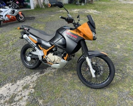 Кавасаки KLE 500 2005 в Ровно на Automoto.ua Кавасаки KLE 500, объемом двигателя 0.5 л и пробегом 0 тыс. км за 4300 $, фото 4 на Automoto.ua