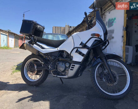 Кавасакі KLR 650 1992 у Києві на Automoto.ua Білий Кавасакі KLR 650, об'ємом двигуна 0.65 л та пробігом 90 тис. км за 3000 $, фото 5 на Automoto.ua