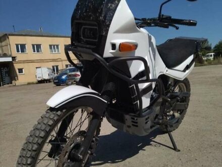 Кавасаки KLR 650 1991 в Ивано-Франковске на Automoto.ua Белый Кавасаки KLR 650, объемом двигателя 0 л и пробегом 90 тыс. км за 3000 $, фото 1 на Automoto.ua