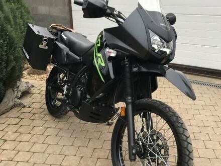 Кавасаки KLR 650 2016 в Одессе на Automoto.ua Черный Кавасаки KLR 650, объемом двигателя 0.65 л и пробегом 13 тыс. км за 5600 $, фото 1 на Automoto.ua